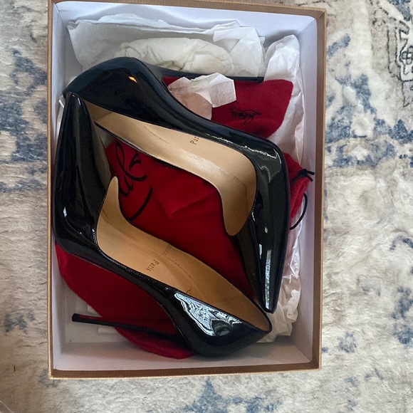 Christian Louboutin So Kate size 38.5 - Picture 2 of 5